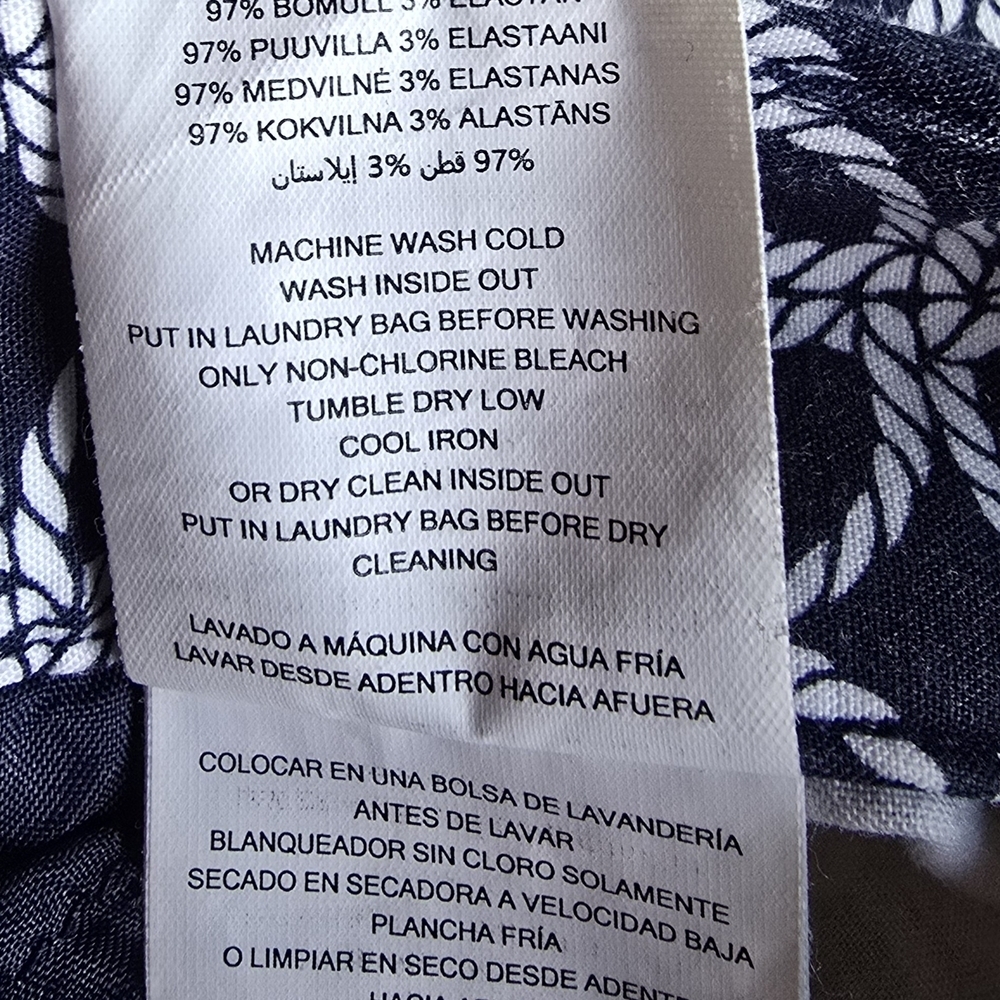 Michael Kors Blue Patterned Capri Pants Size 10 (CAP20) - Picture 11 of 13